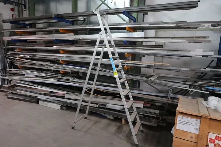 1 x Zarges Stehleiter